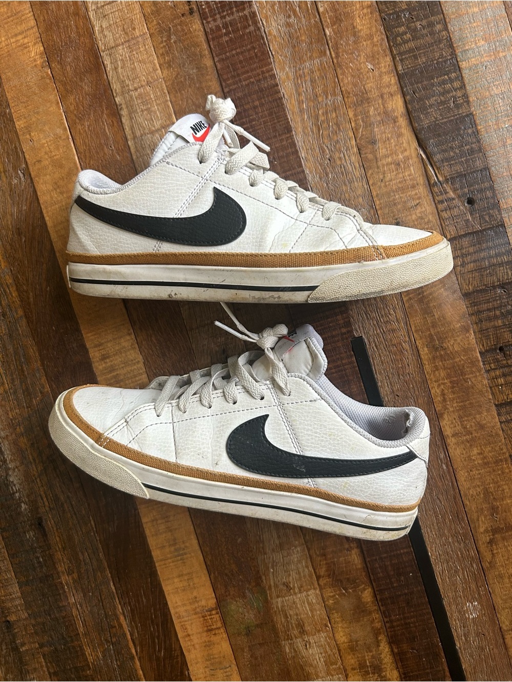 NIKE Women’s Court Legacy Next Nature DH3161-100